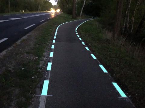 Glow-in-the-dark fietspad in Hilversum e.o.